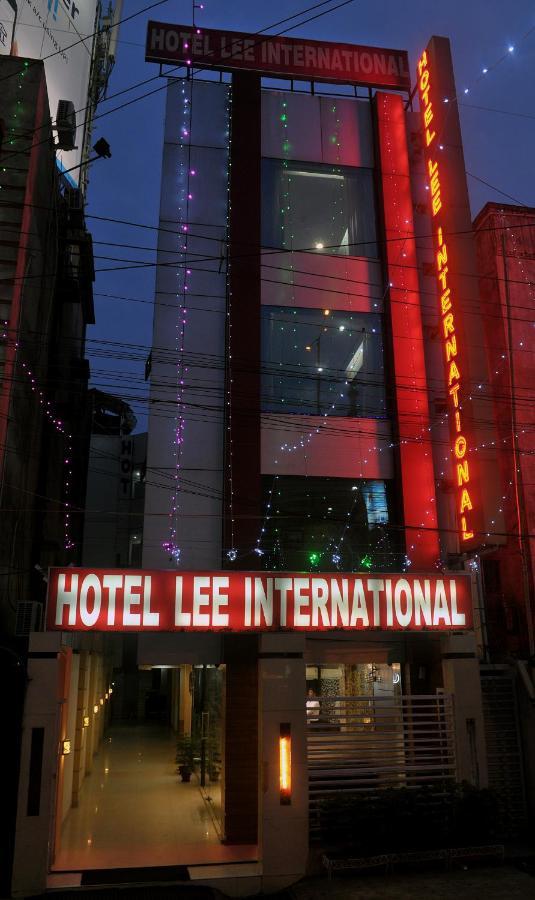 Hotel Lee International Calcutta Exteriör bild