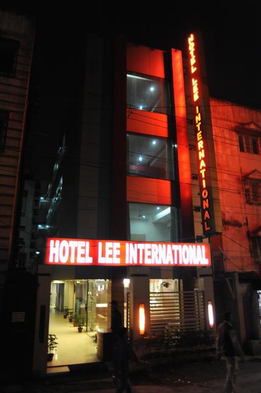 Hotel Lee International Calcutta Exteriör bild