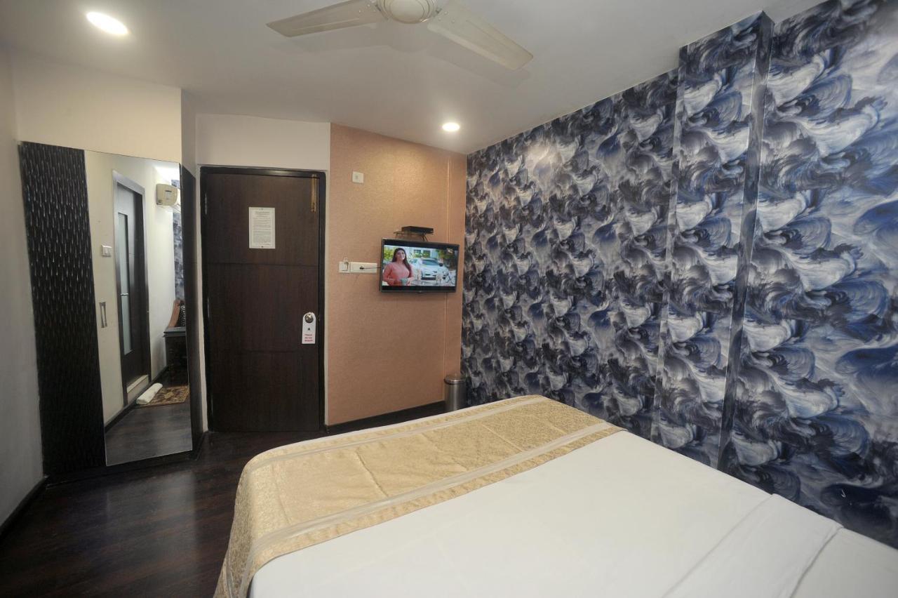 Hotel Lee International Calcutta Exteriör bild