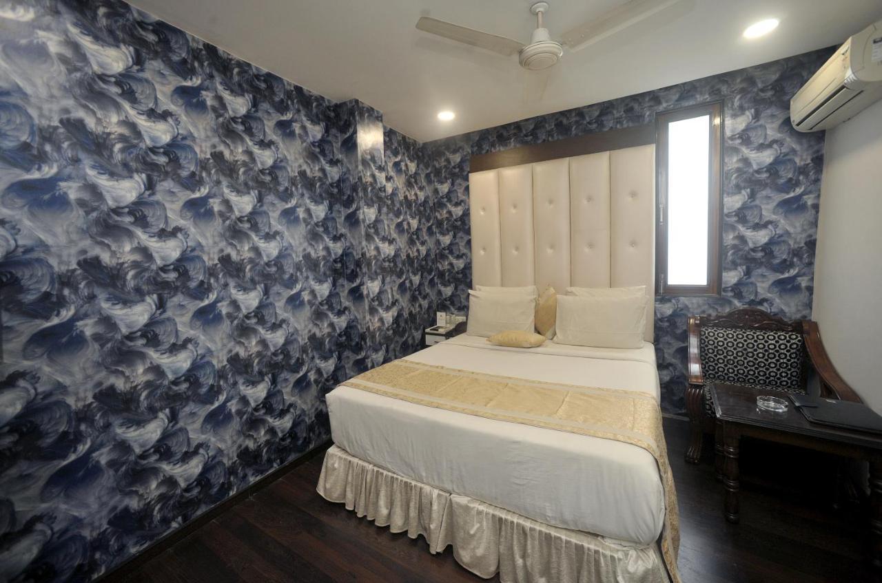 Hotel Lee International Calcutta Exteriör bild